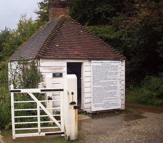 Lower Beeding toll hut Weald & Downland Museum